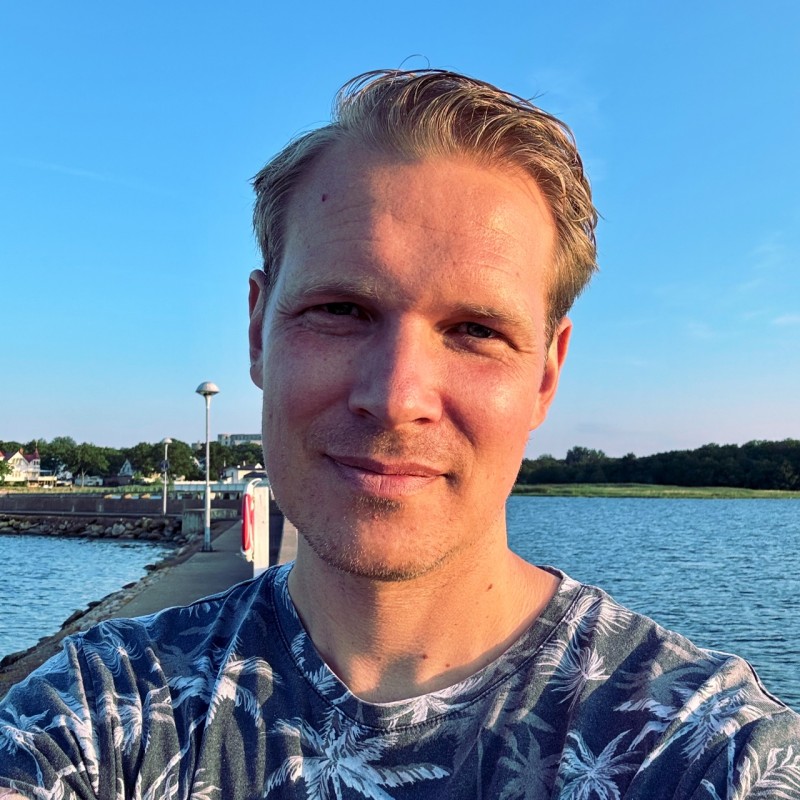 Niclas Vestlund, founder and builder of Vibe on Chip